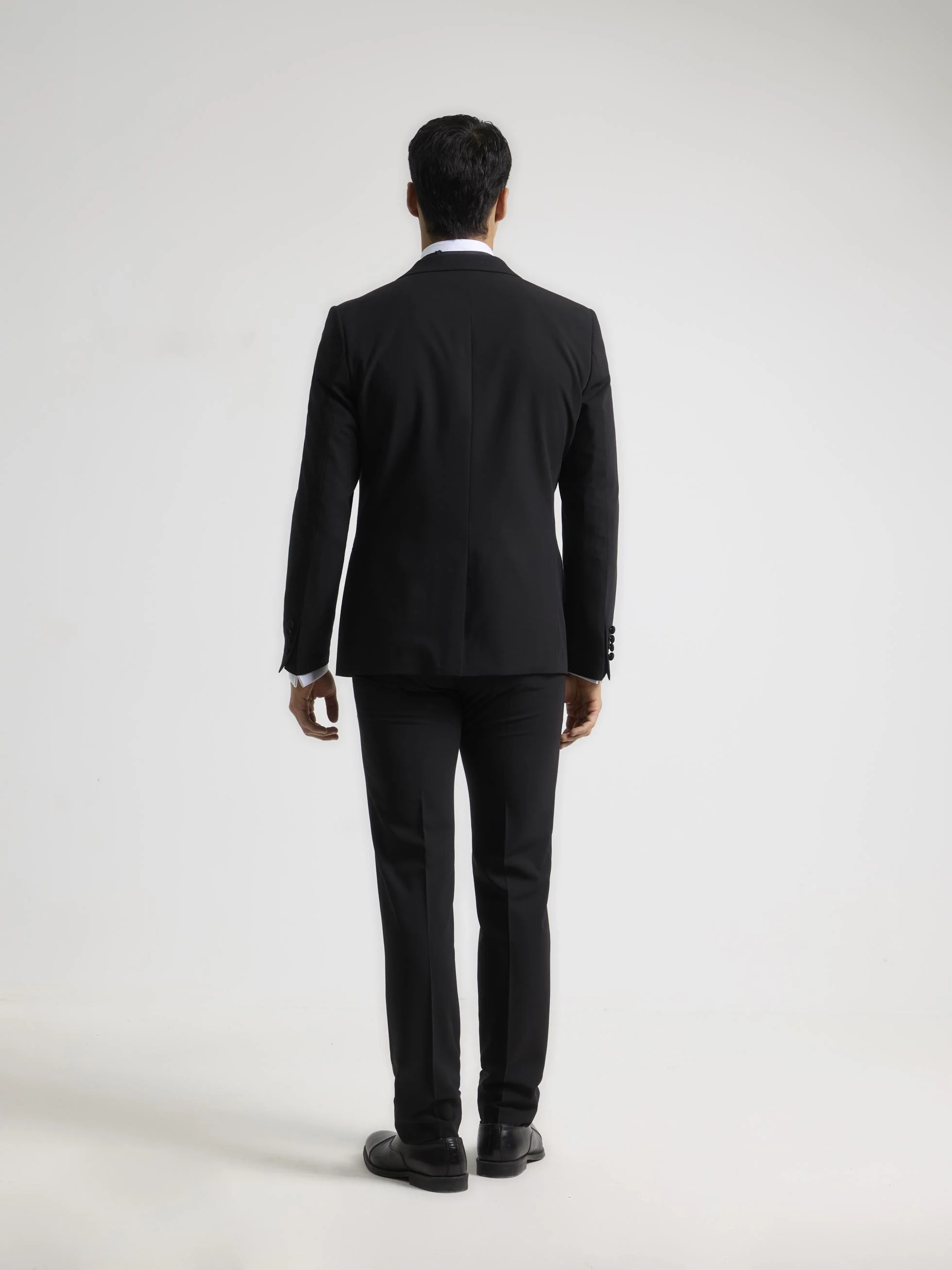 ESMOQUIN NEGRO - Image 4