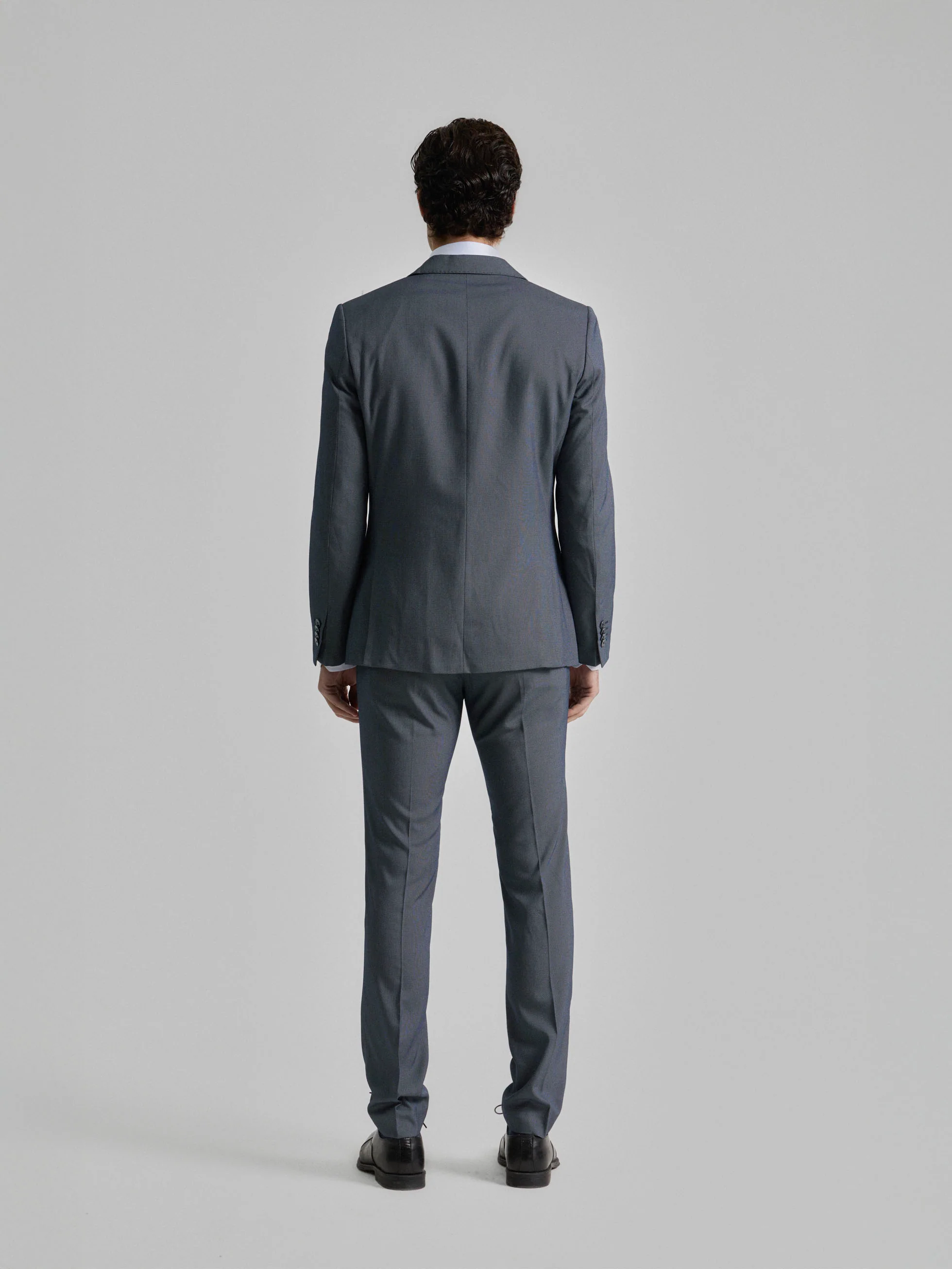 TRAJE OJO DE PERDIZ GRIS - Image 3