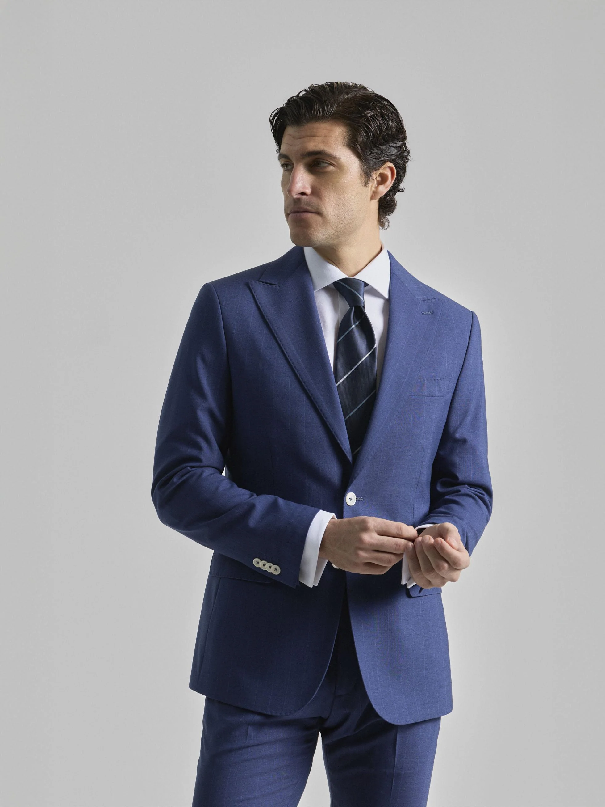 TRAJE RAYA DIPLOMÁTICA AZUL TINTA - Image 3