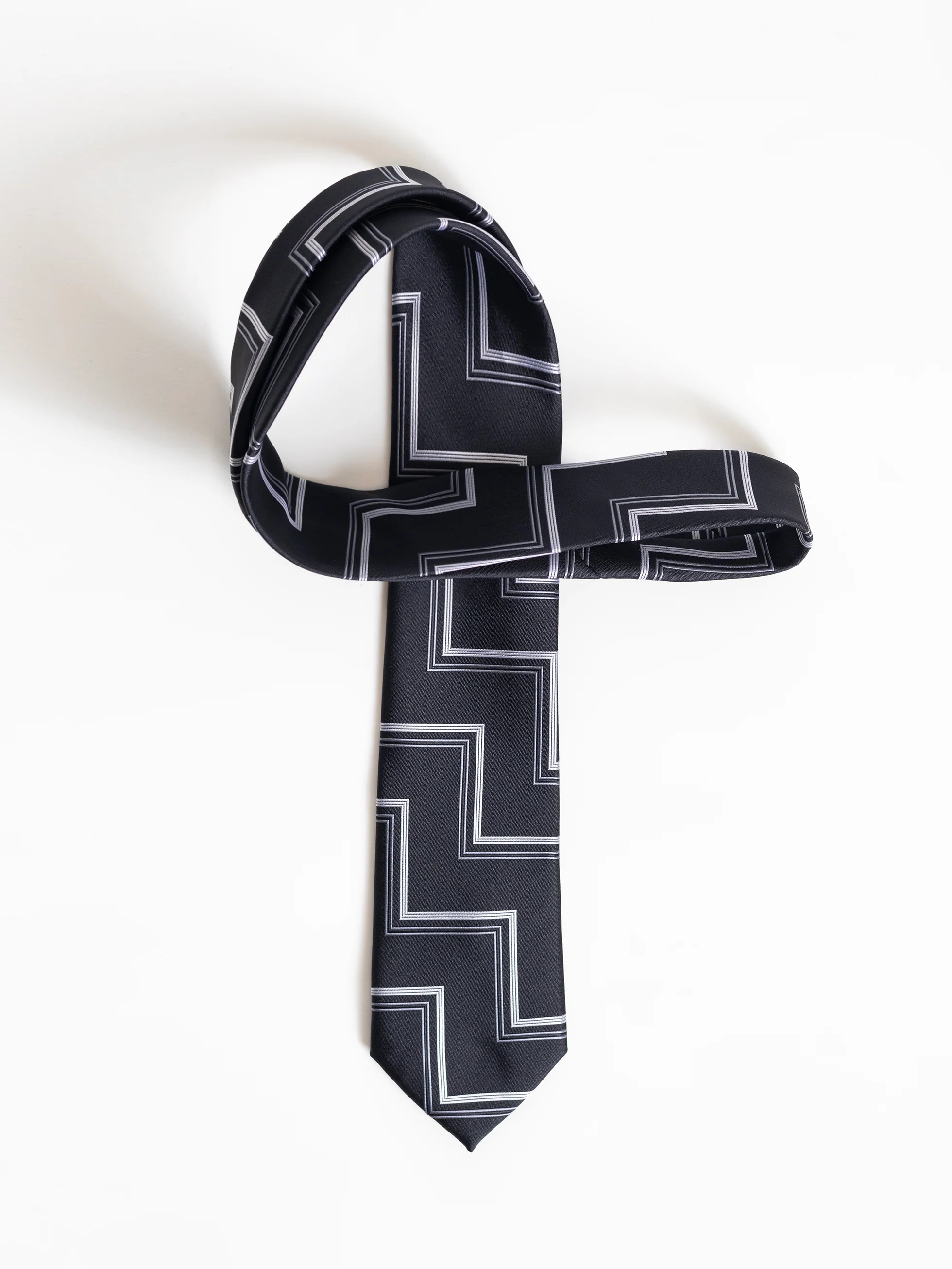 CORBATA ESTAMPADA NEGRA - Image 3
