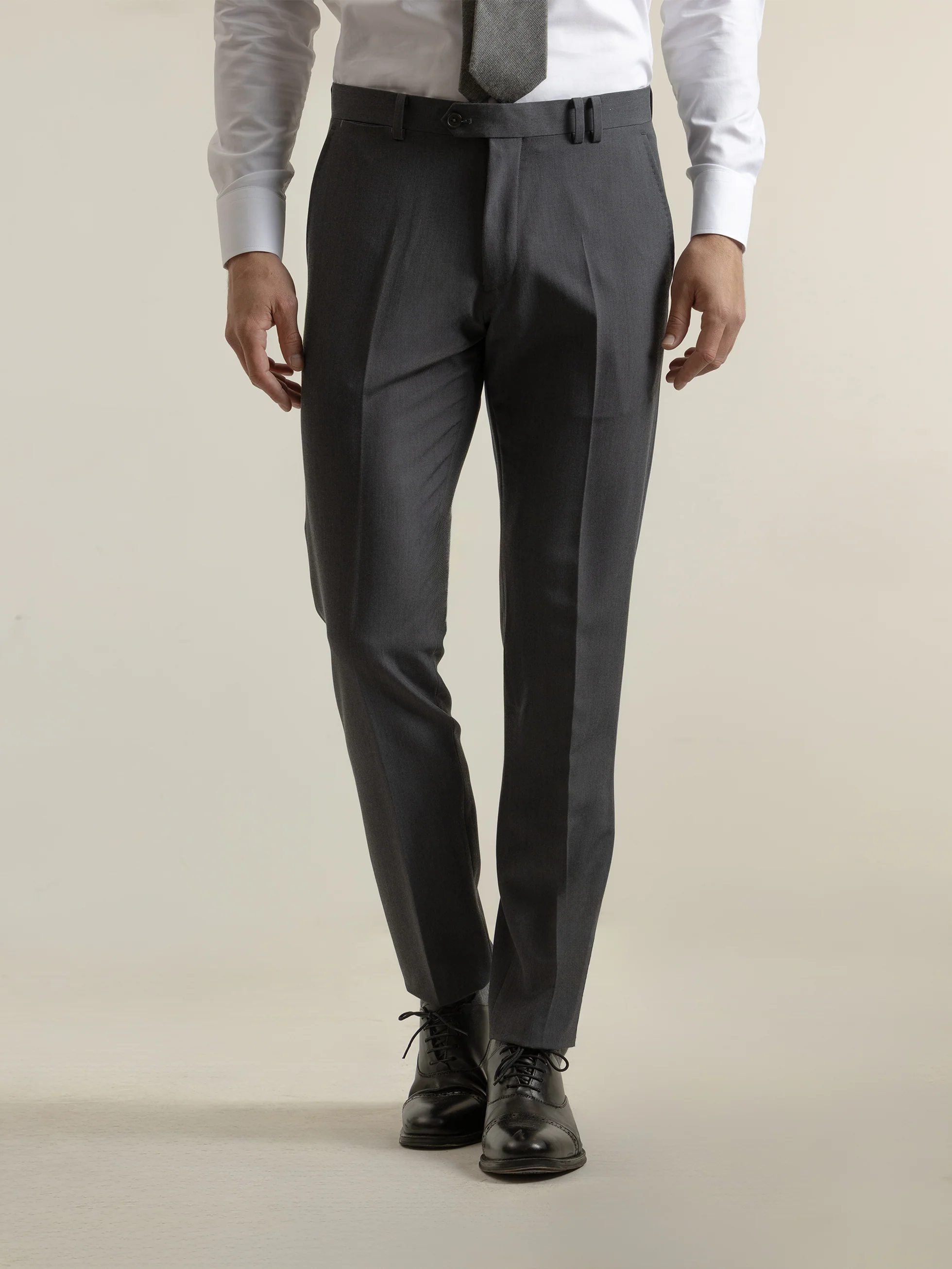 PANTALÓN NON IRON GRIS - Image 3