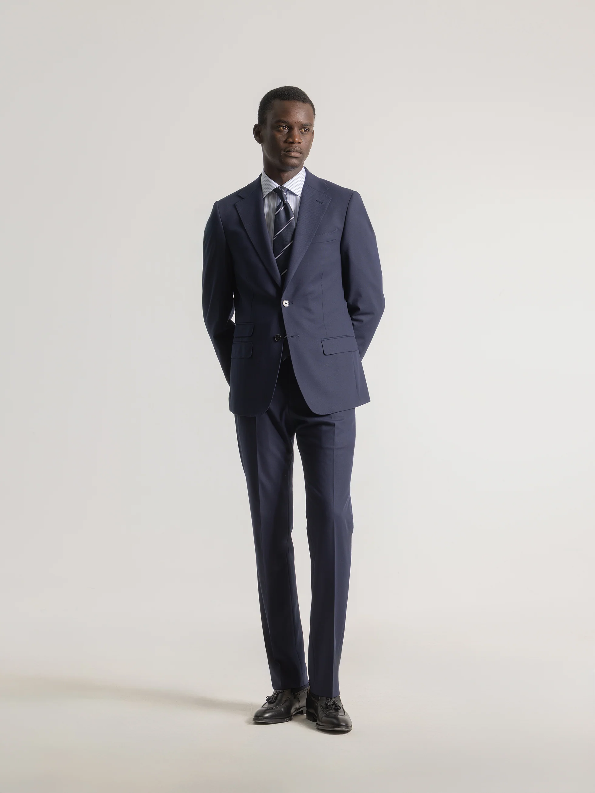 TRAJE MICROPUNTO MARINO