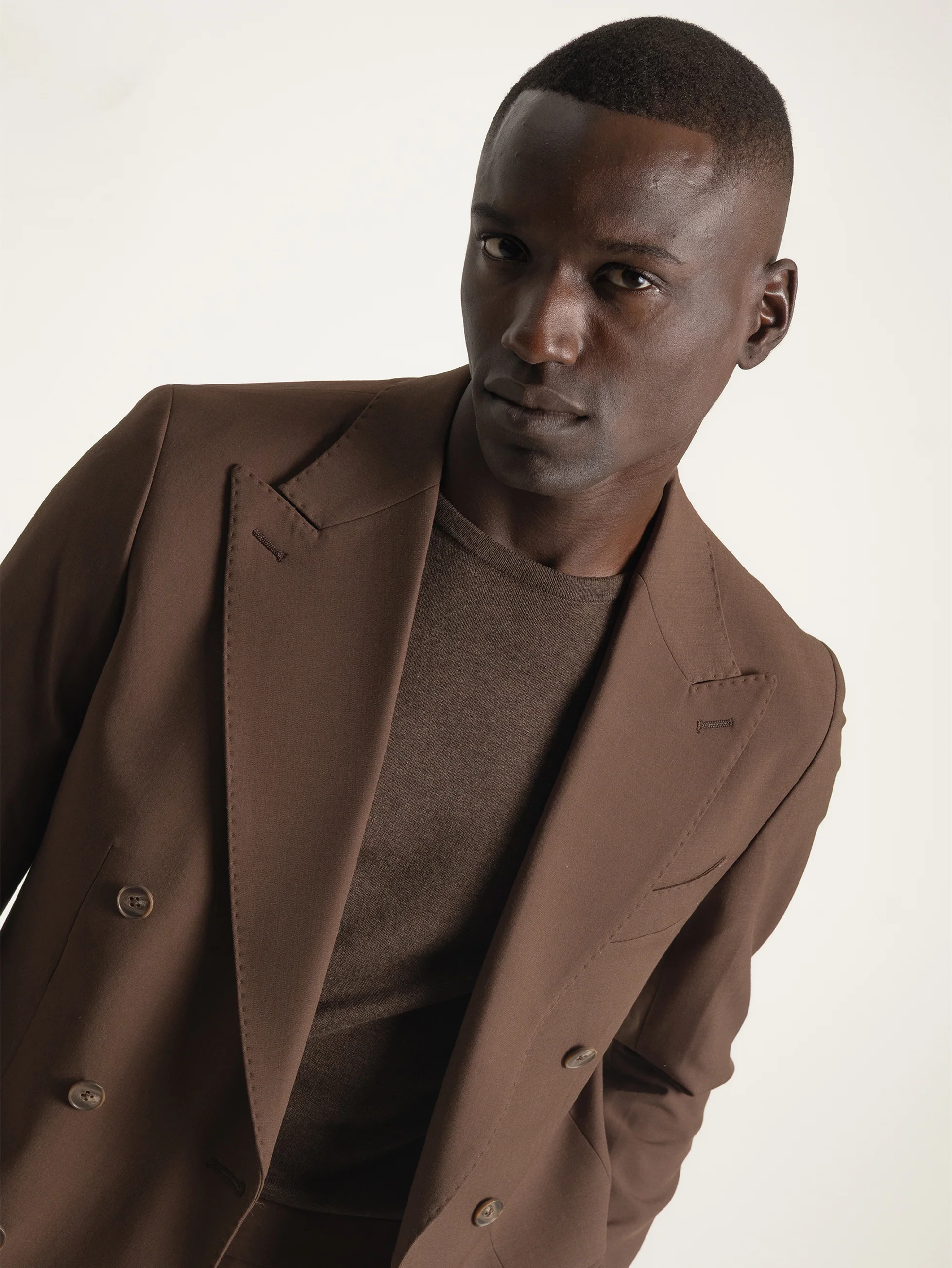 TRAJE CRUZADO CHOCOLATE - Image 3