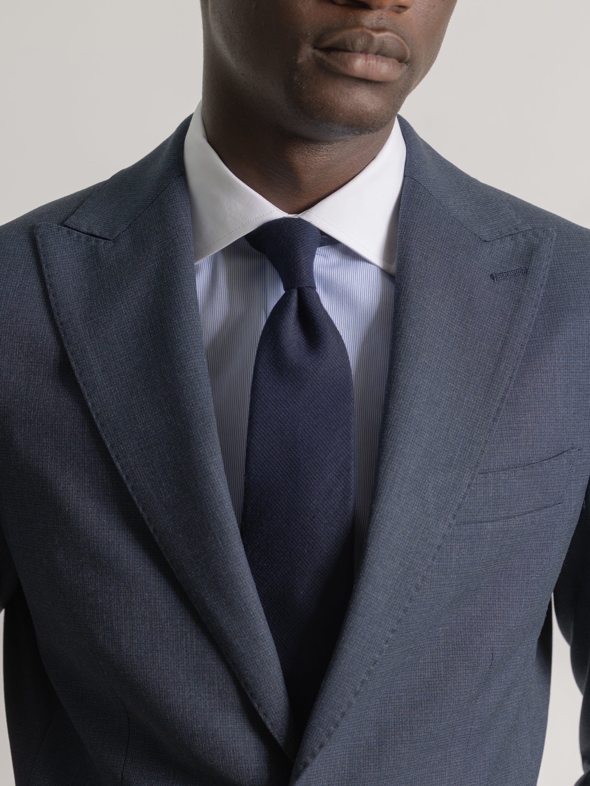 TRAJE MICROCUADRO AZUL INDIGO - Image 3