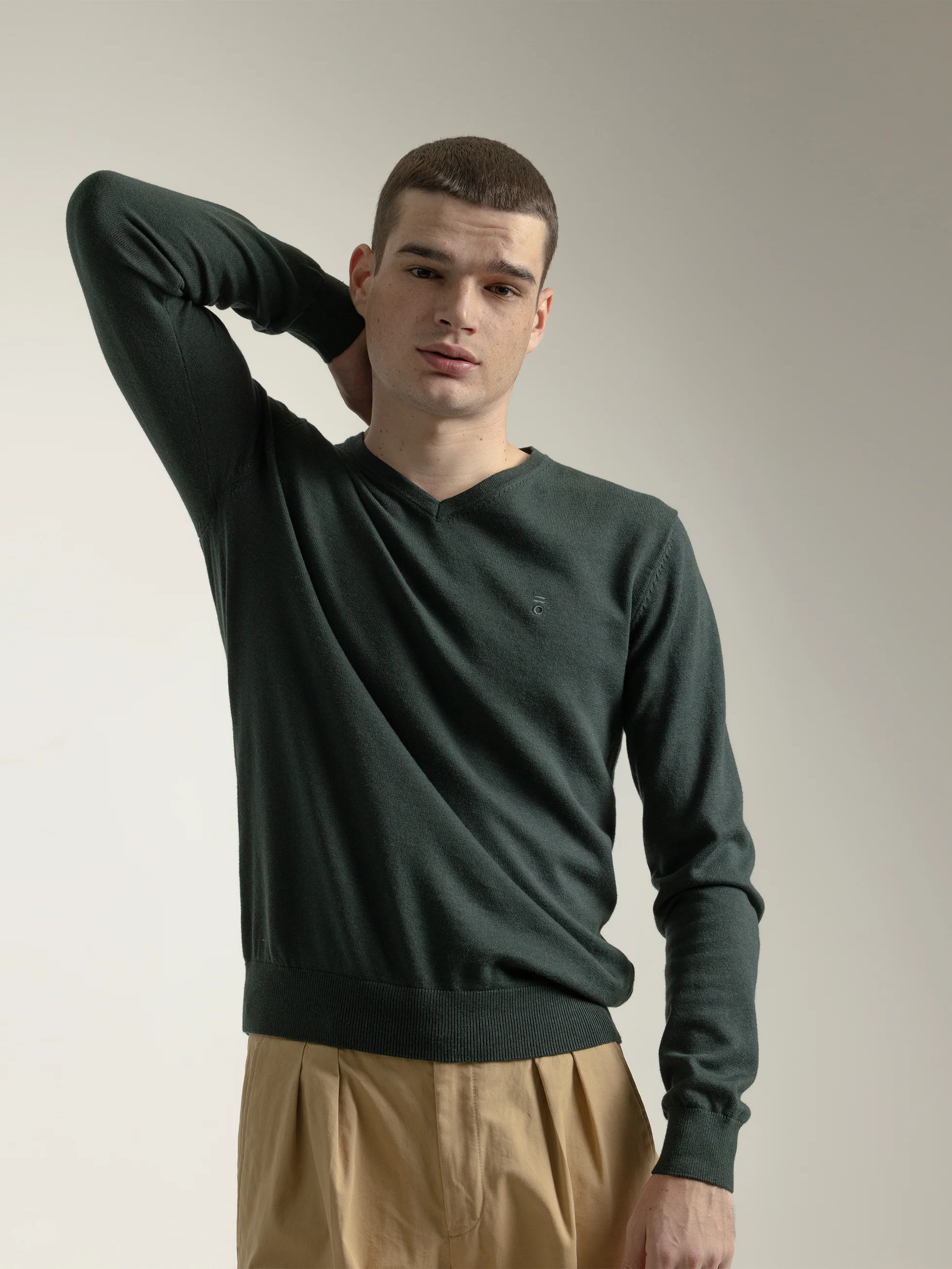 JERSEY CUELLO PICO VERDE OSCURO - Image 3