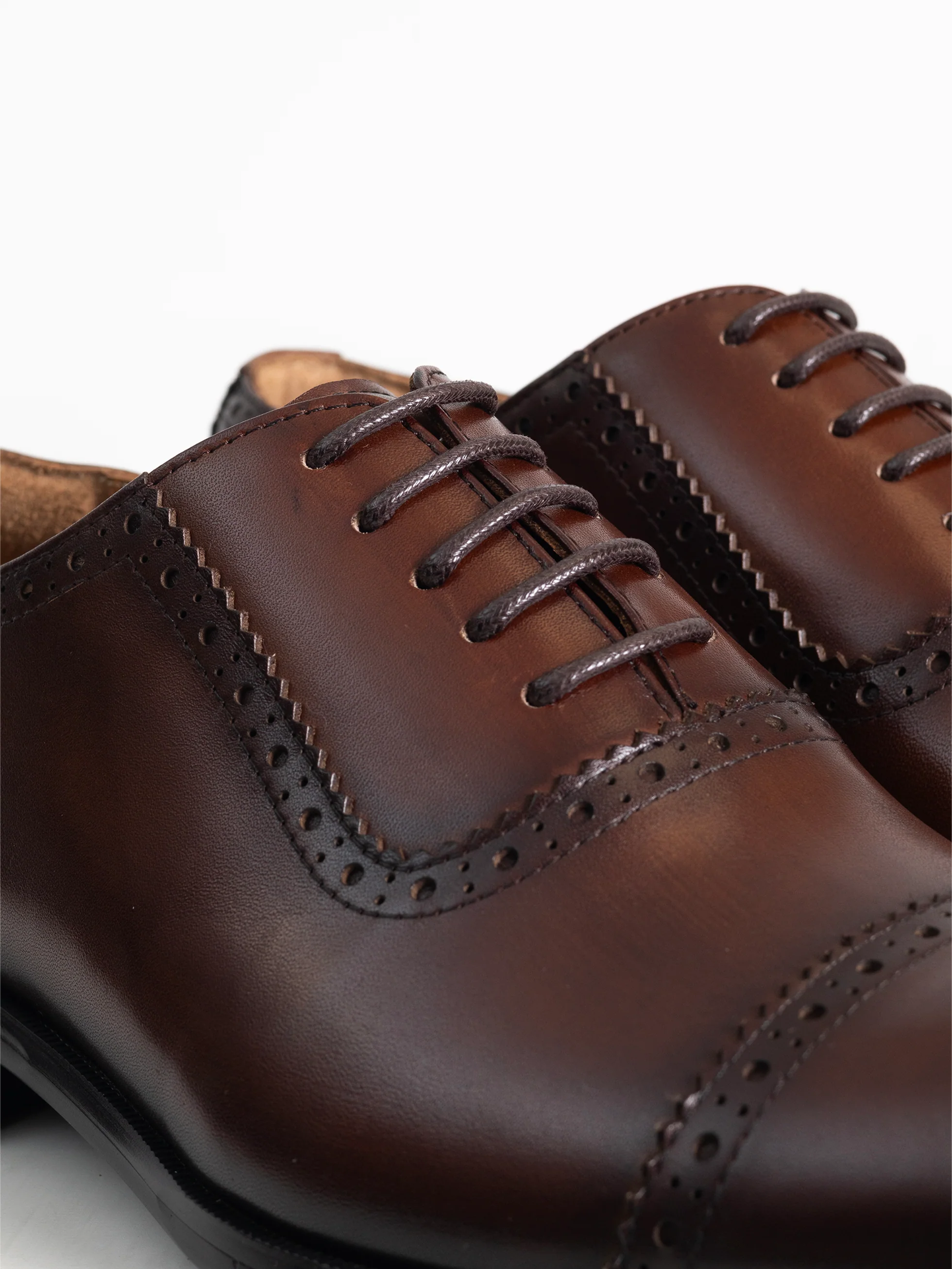 ZAPATO OXFORD PREMIUM MARRÓN - Image 2
