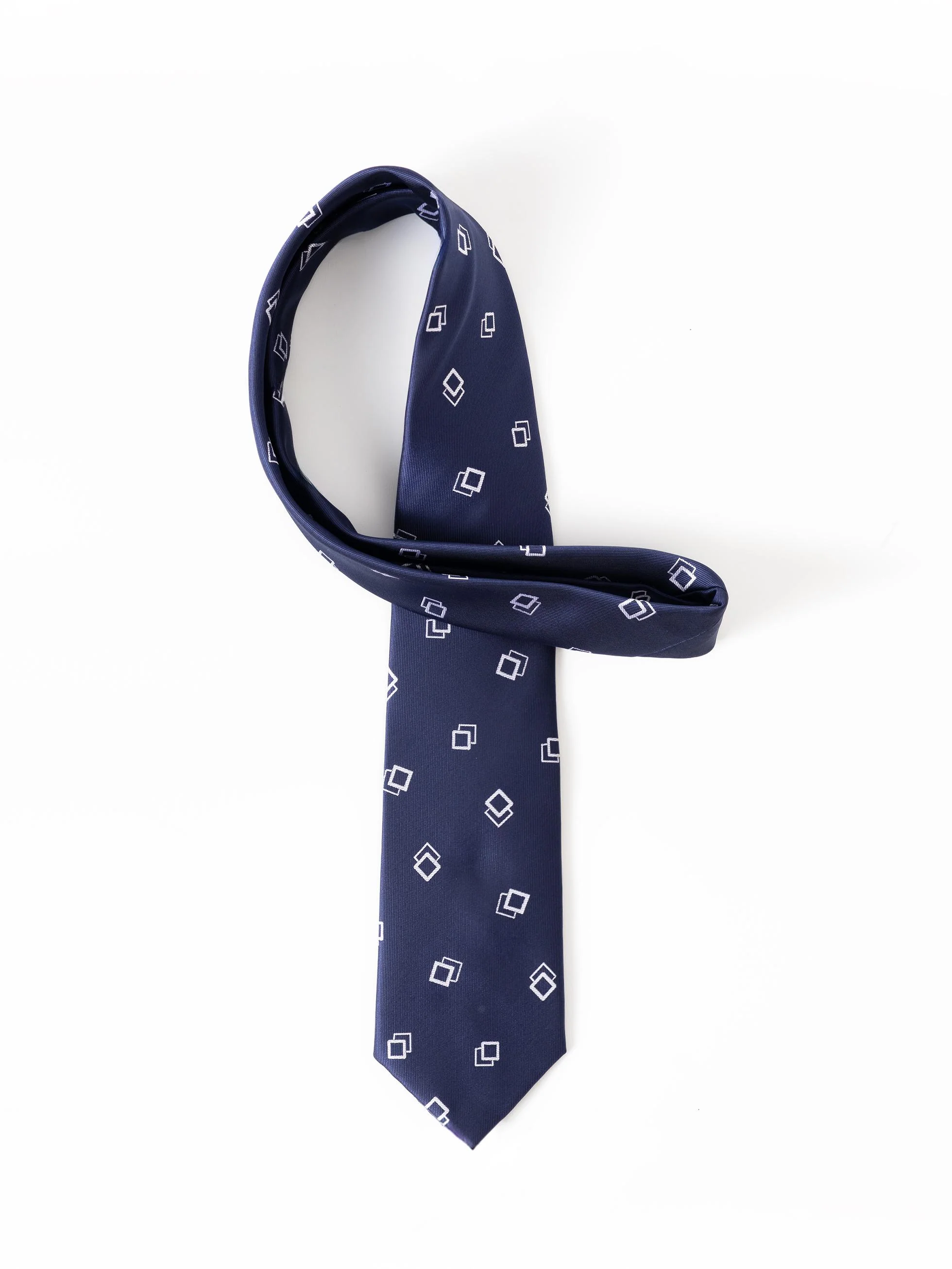 CORBATA MOTIVOS CUADRADOS MARINO - Image 2